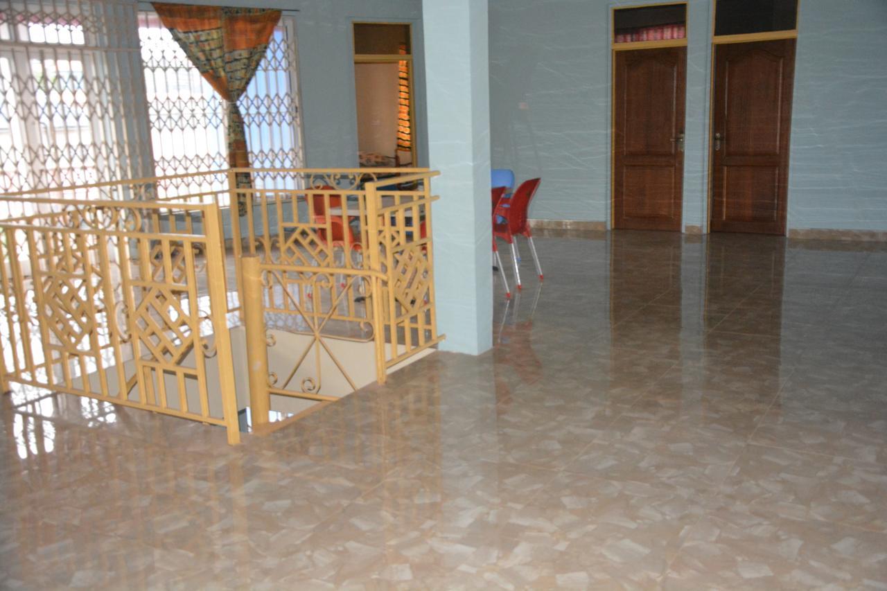 The Accra Backpackers Hostel Buitenkant foto