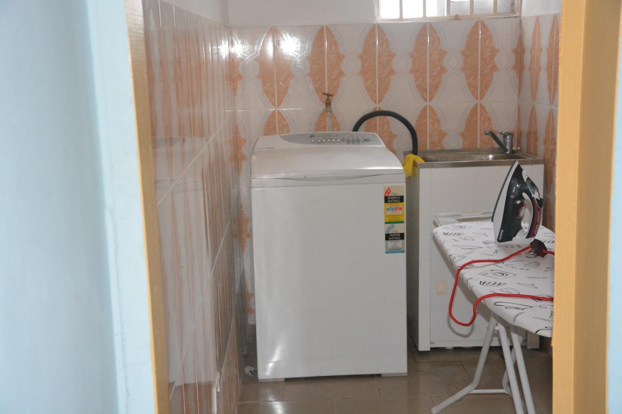 The Accra Backpackers Hostel Buitenkant foto