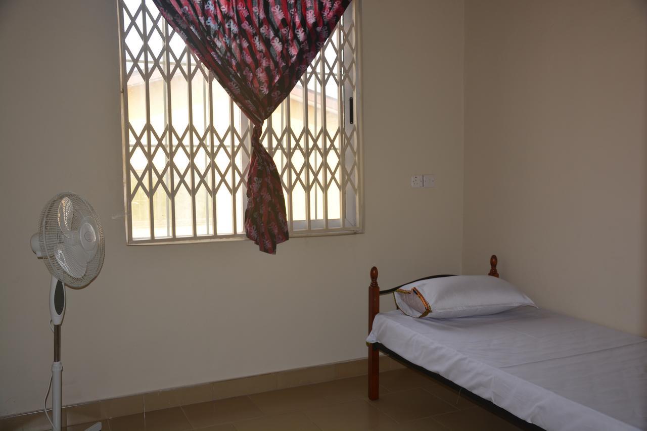 The Accra Backpackers Hostel Buitenkant foto